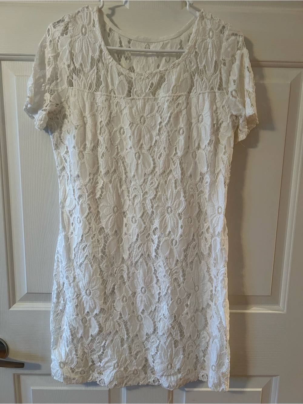 Hollister White Floral Lace Short-Sleeve Dress